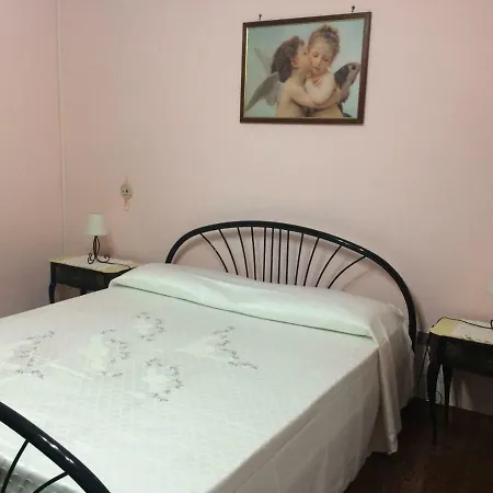 Cortile Pisacane, 15 * Avola